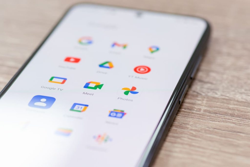 12 applications Android espionnent vos conversations : désinstallez-les d’urgence pour éviter le pire